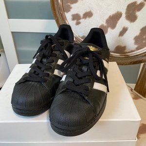 Adidas Superstar Black & White Sneaker